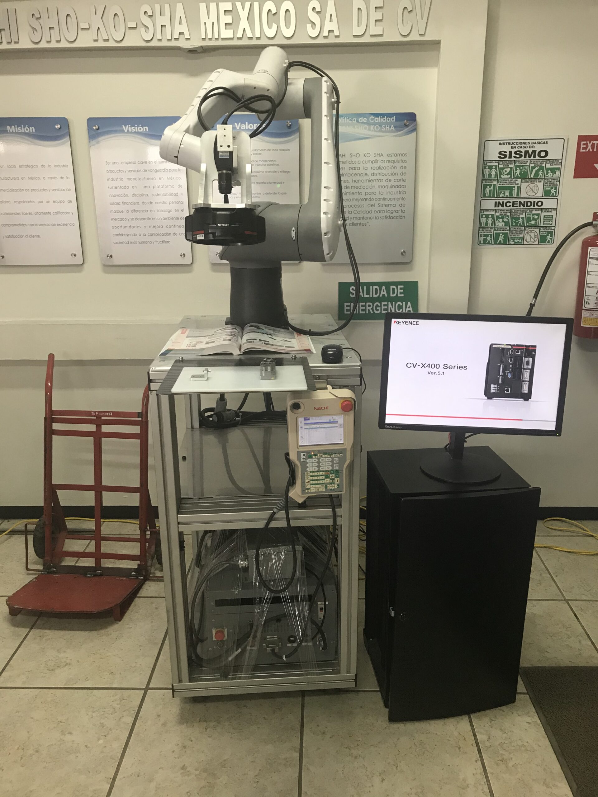 Robot